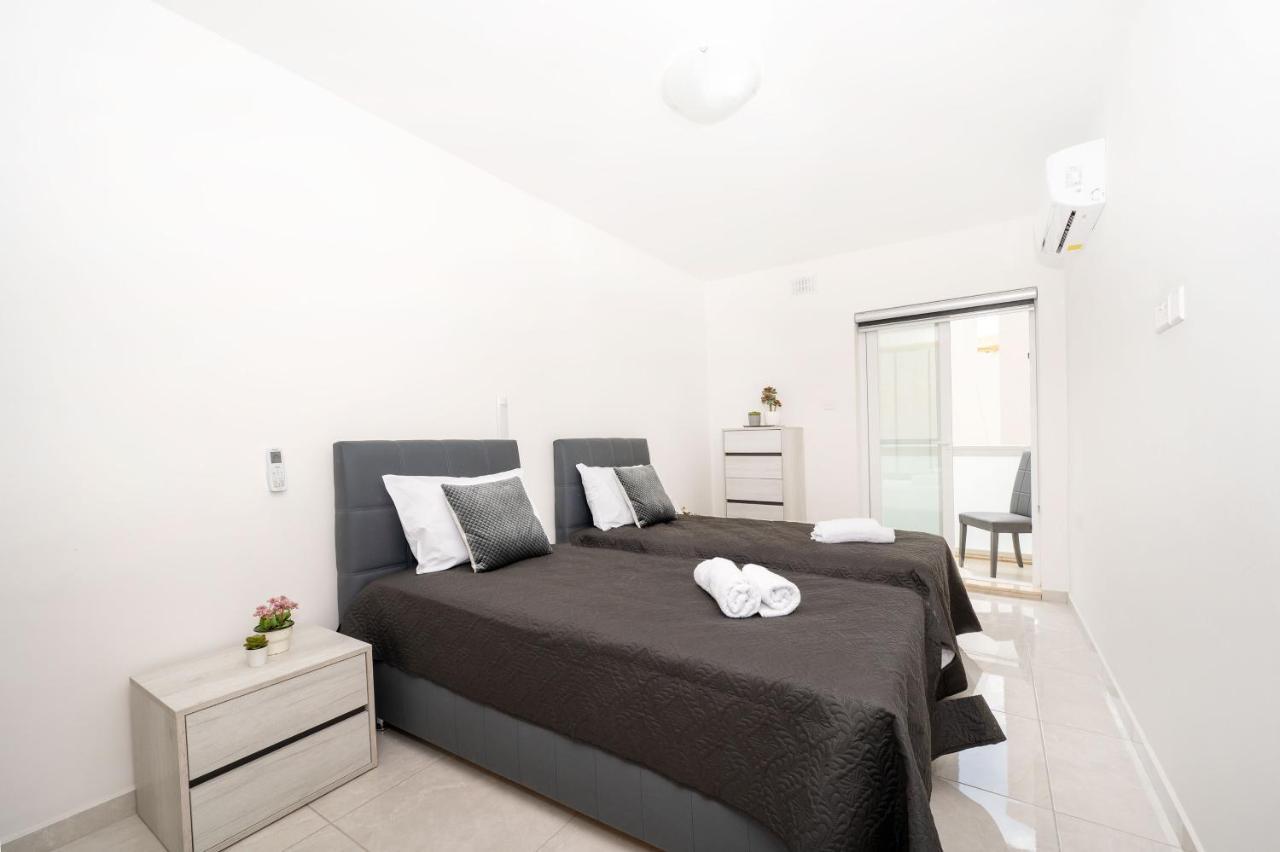 Vela Blu Apartments - Rose Court Gżira Kültér fotó