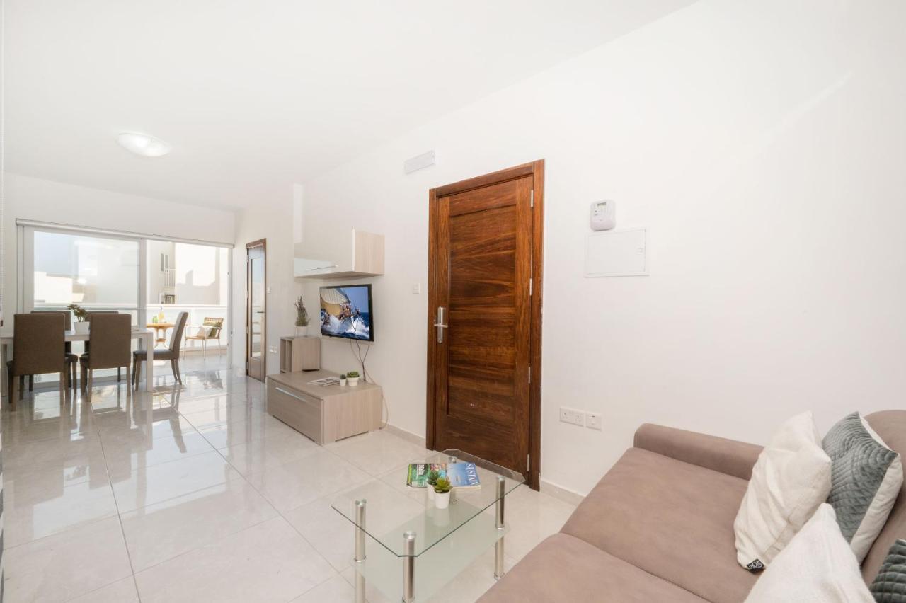 Vela Blu Apartments - Rose Court Gżira Kültér fotó