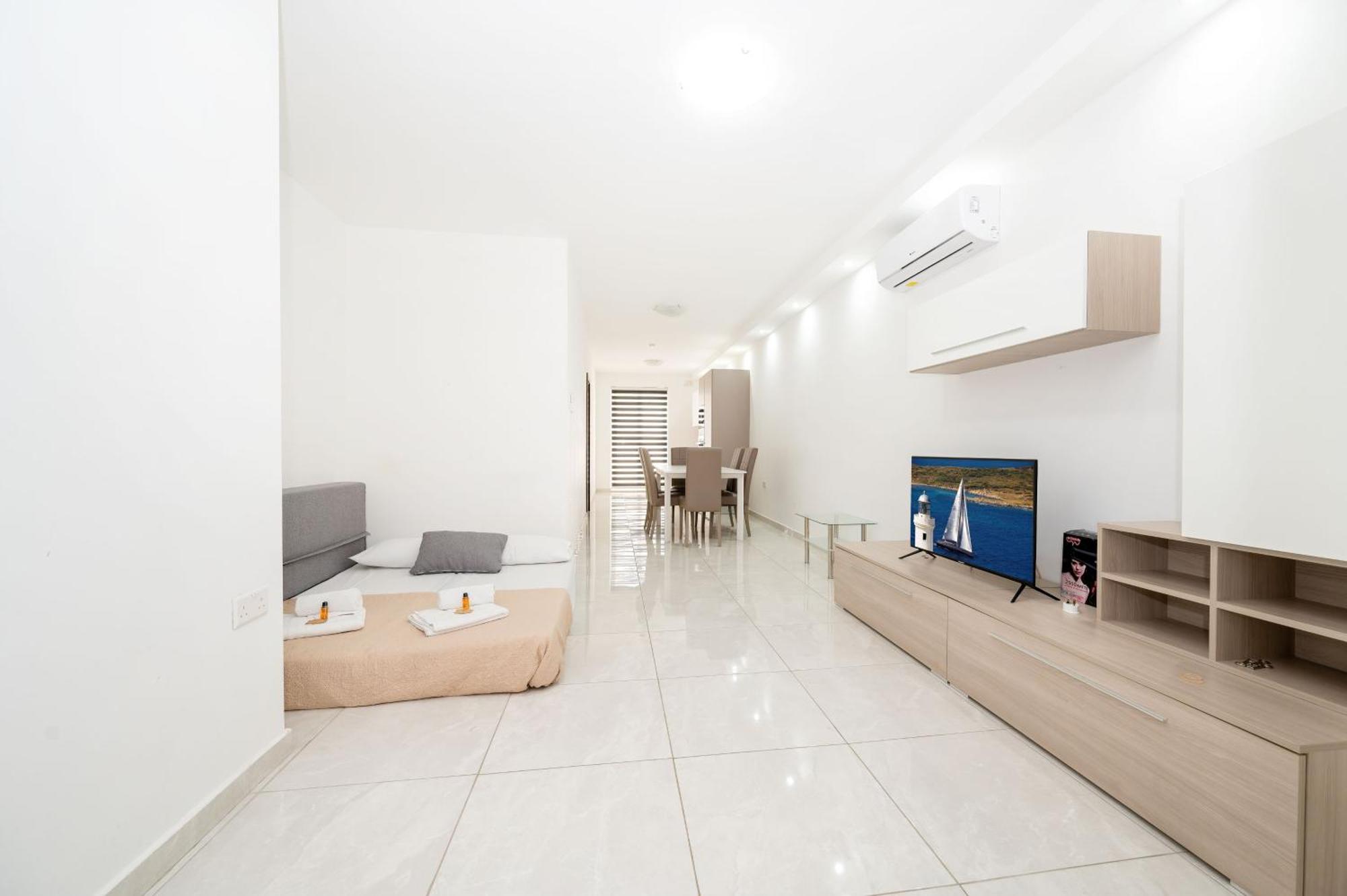 Vela Blu Apartments - Rose Court Gżira Kültér fotó